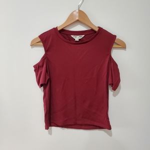 Red cold shoulder top small